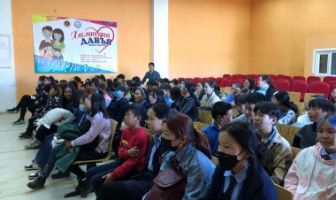 ЧИМЭЭГҮЙ ТАХАЛ БУЮУ ҮЕ ТЭНГИЙН ДЭЭРЭЛХЭЛТИЙН ХОР УРШГИЙН ТАЛААР СУРГАЛТ МЭДЭЭЛЛИЙН АРГА ХЭМЖЭЭГ ЗОХИОН БАЙГУУЛЛАА.