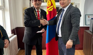 ДАЛАНЖАРГАЛАН СУМЫН ХҮНДЭТ ИРГЭН ЦОЛ ТЭМДГЭЭР Х.ДАГВАСАМБУУ, Д. ЧИНЗОРИГ НАРЫГ ШАГНАВ.
